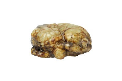 Lot 428 - A CHINESE JADE 'LION DOG' CARVING