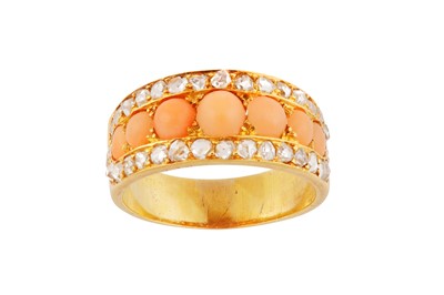 Lot 50 - λ A coral and diamond ring