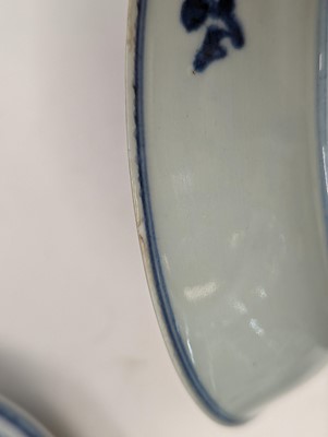 Lot 170 - A GROUP OF FOUR CHINESE BLUE AND WHITE DISHES