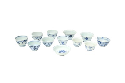 Lot 611 - A GROUP OF ELEVEN CHINESE BLUE AND WHITE CUPS AND A SMALL BOWL