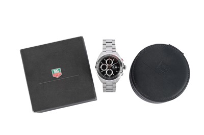 Lot 299 - TAG HEUER.