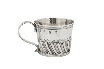 Lot 528 - A William III Britannia standard silver small mug, London 1701 by Willoughby Marsham (reg. 24th May 1701)