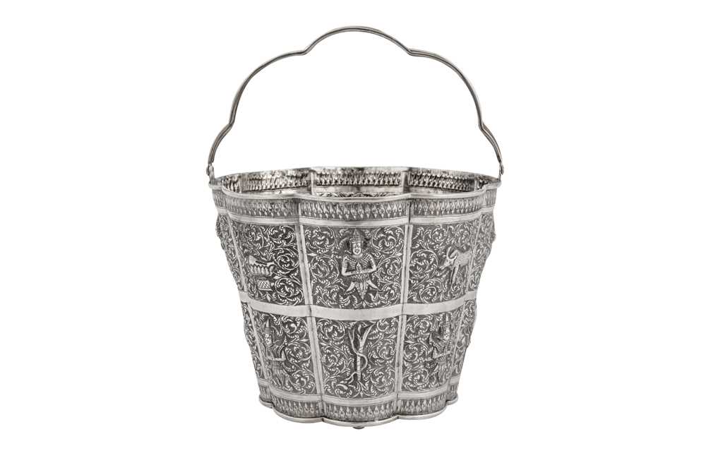 Lot 157 - A mid-20th century Thai silver bucket, Bangkok circa 1950 possibly by Zhu Chang