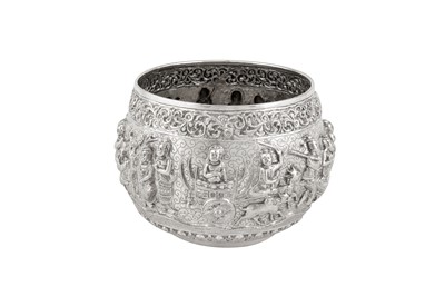 Lot 140 - A late 19th / early 20th century Burmese unmarked silver bowl, probably Mandalay circa 1900