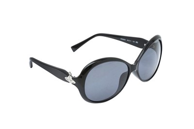 Lot 589 - Vivienne Westwood Black Orb Oval Sunglasses
