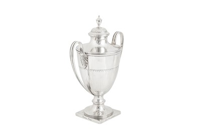Lot 458 - A cased George III sterling silver twin handled cup and cover, London 1795 by Solomon Hougham