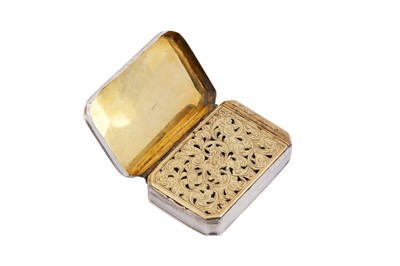 Lot 41 - A William III silver snuff box, later converted to a vinaigrette, London circa 1700 by Jean Harache