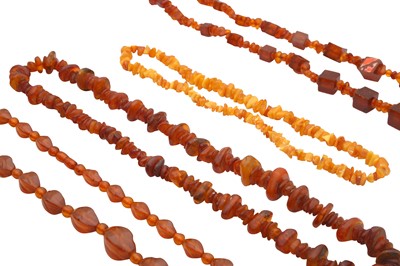 Lot 6 - A COLLECTION OF AMBER NECKLACES