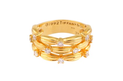 Lot 218 - A TIFFANY DIAMOND RING