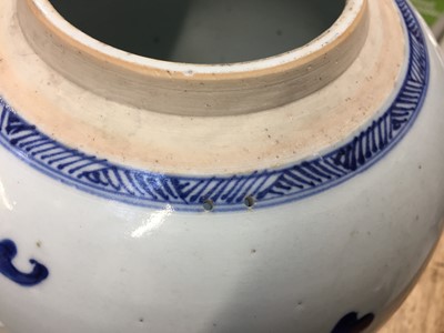 Lot 420 - A CHINESE BLUE AND WHITE 'PEONY' JAR