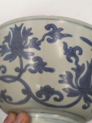 Lot 540 - A CHINESE BLUE AND WHITE BOWL AND A SMALL DISH