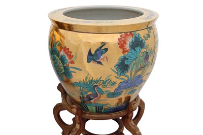 Lot 1391 - A PAIR OF CHINOISERIE PLANTERS