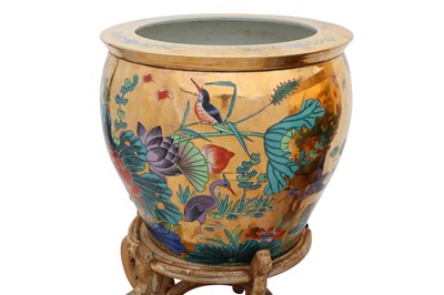 Lot 1391 - A PAIR OF CHINOISERIE PLANTERS