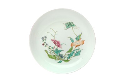Lot 674 - A CHINESE FAMILLE-ROSE PINK-GROUND 'FLOWERS' DISH