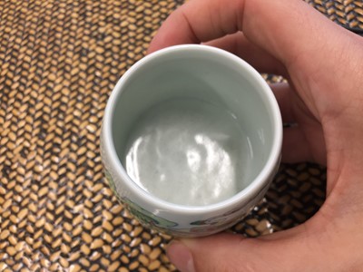 Lot 898 - A CHINESE DOUCAI 'CLOUDS' WATER POT