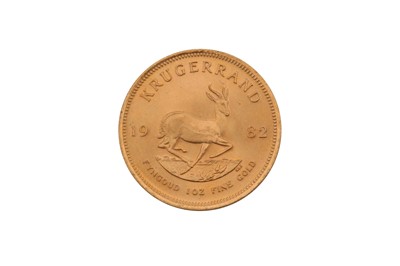 Lot 1100 - A SOUTH AFRICAN FULL KRUGERRAND