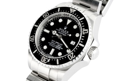 Lot 303 - ROLEX