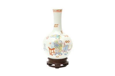 Lot 630 - A SMALL CHINESE FAMILLE-ROSE 'TREASURES' VASE