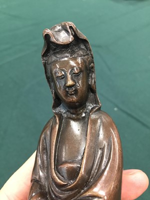 Lot 174 - A CHINESE BRONZE FIGURE OF GUANYIN