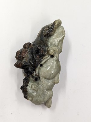 Lot 424 - A CHINESE GREY JADE 'LION DOGS' GROUP