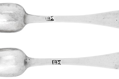 Lot 296 - A pair mid-18th century American Colonial silver child's toy teaspoons, Philadelphia circa 1760 by Edmund Milne (1724–1822)