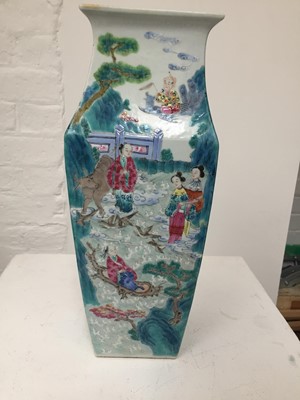 Lot 617 - A CHINESE FAMILLE-ROSE 'IMMORTALS' SQUARE VASE