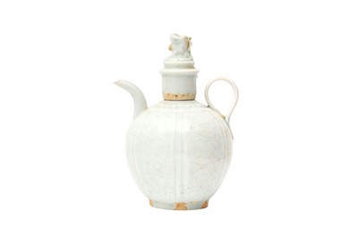 Lot 644 - A CHINESE SONG-STYLE QINGBAI EWER AND COVER
