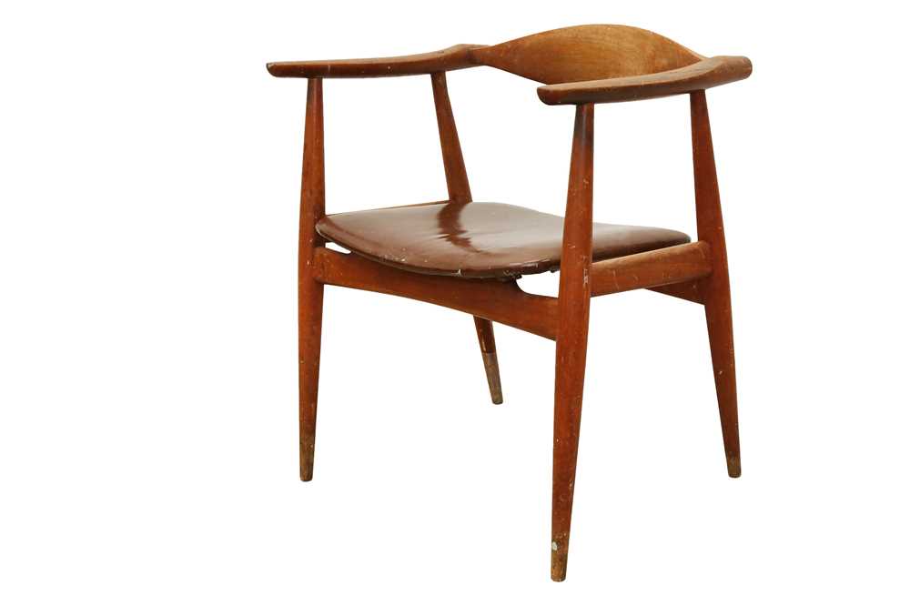 Lot 284 - HANS J WEGNER (DANISH 1914-2007) FOR CARL HANSEN & SON