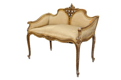 Lot 252 - A FRENCH LOUIS XV STYLE CARVED GILTWOOD AND GESSO WINDOW SEAT, 19TH CENTURY