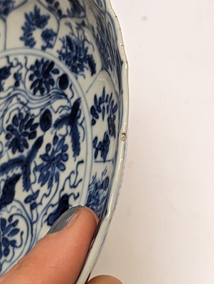 Lot 90 - A PAIR OF CHINESE BLUE AND WHITE DISHES