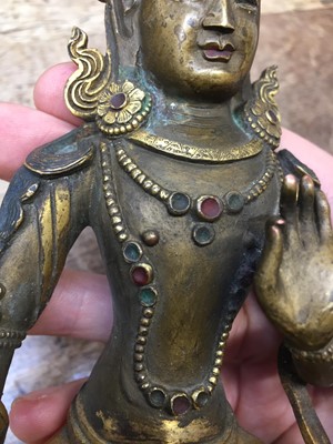 Lot 355 - A SINO-TIBETAN GILT-BRONZE FIGURE OF BUDDHA AMITAYUS