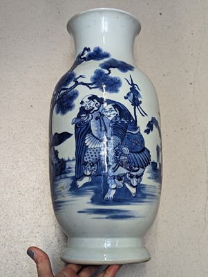 Lot 104 - A CHINESE BLUE AND WHITE 'FIGURATIVE' VASE