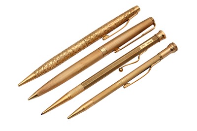 Lot 1006 - A GROUP OF FOUR GOLD PROPELLING PENCILS