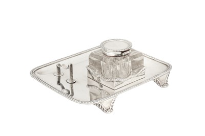 Lot 21 - A George V sterling silver inkstand, London 1912 by Mosley, Flowers & Co
