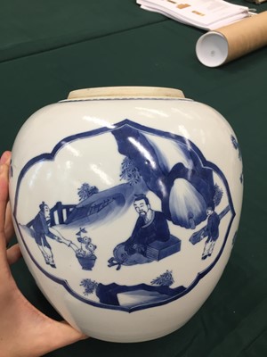 Lot 171 - A CHINESE BLUE AND WHITE FIGURATIVE JAR