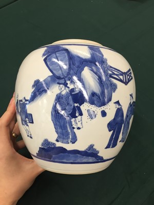 Lot 171 - A CHINESE BLUE AND WHITE FIGURATIVE JAR