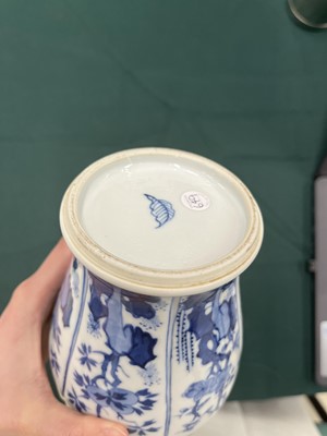 Lot 649 - A CHINESE BLUE AND WHITE TWIN-HANDLED VASE