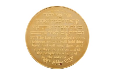 Lot 62 - A 22K GOLD MARC CHAGALL MEDALLION