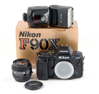 Lot 168 - Nikon F90X, with 24mm Nikkor AF & SB-28 Flash.