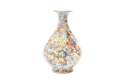 Lot 103 - A CHINESE FAMILLE-ROSE 'MILLEFLEUR' VASE, YUHUCHUNPING