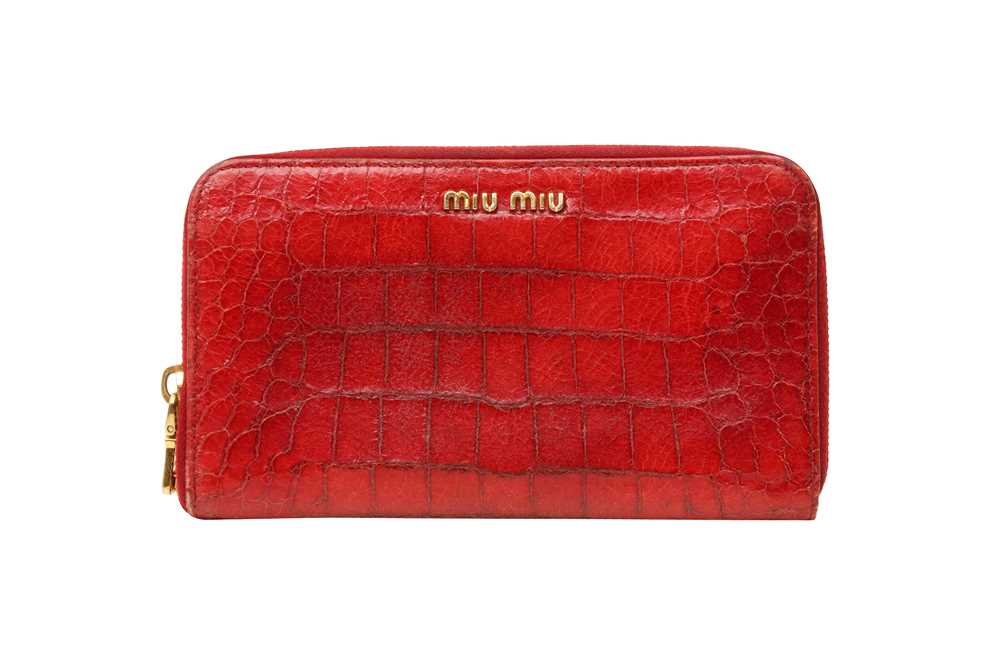 Lot 19 - Miu Miu Red Continental Wallet