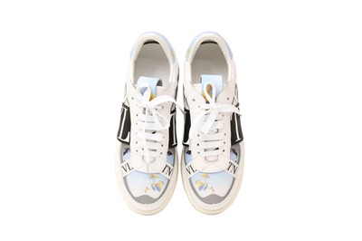 Lot 486 - Valentino White Floral Low Top VLTN Sneaker - Size 41