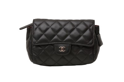 Lot 635 - Chanel Black Mirror Cosmetic Pouch