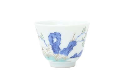 Lot 612 - A CHINESE DOUCAI 'BLOSSOMS' WINE CUP