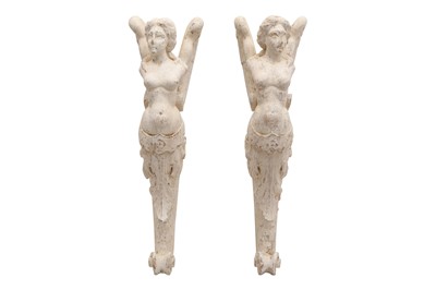 Lot 192 - A PAIR OF DECORATIVE PAINTED ANGEL CORBELS