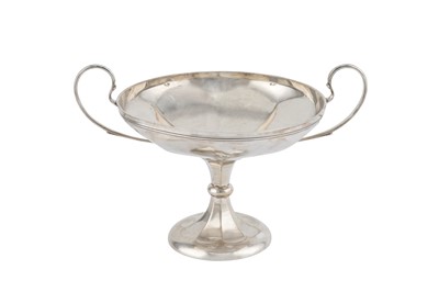 Lot 70 - A George V sterling silver pedestal fruit bowl, Birmingham 1925 by Ernest Druiff and Co