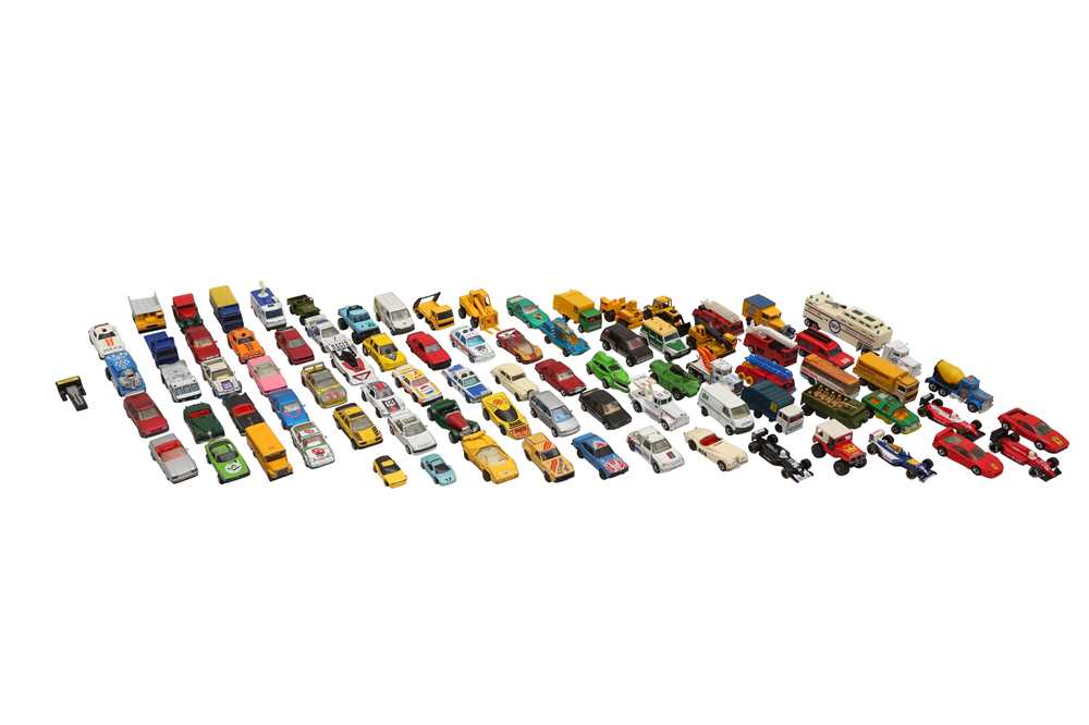 Lot 132 - A LARGE COLLECTION OF MATCHBOX UNBOXED PLAYWORN TOY CARS AND OTHER VEHICLES
