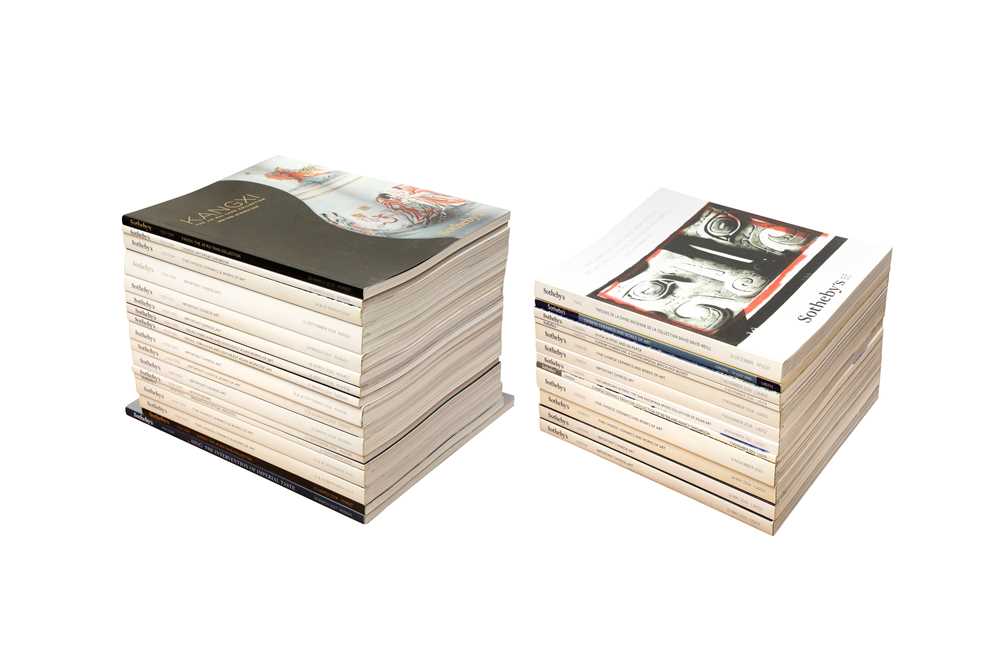 Lot 315 - A LARGE COLLECTION OF SOTHEBY'S NEW YORK CHINESE ART CATALOGUES (29 VOLUMES)