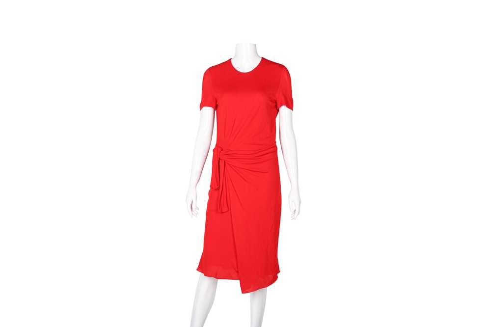 Lot 26 - Gucci Red Crepe Tie Waist Dress - Size M