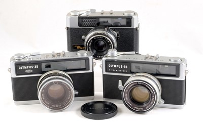Lot 252 - Three Late Version Olympus 35 Compact Cameras.
